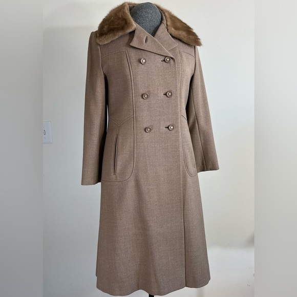 Vintage Jackets & Blazers - Vintage fur collar wool blend tan beige pea coat, Small